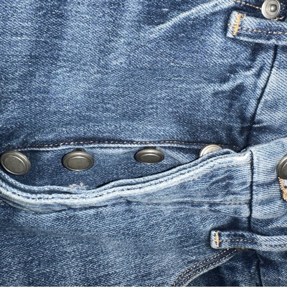 Good American Blue Jean Shorts High-Waisted Cut-Off - Picture 3 of 4